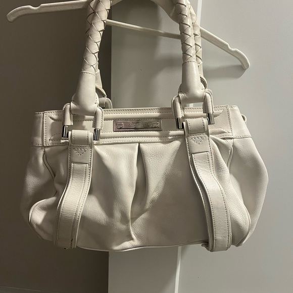 Authentic Burberry White Leather Large Handbag - Picture 1 of 9